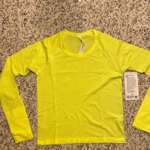 Lululemon swiftly tech 2.0 race length. Yellow, Size 8